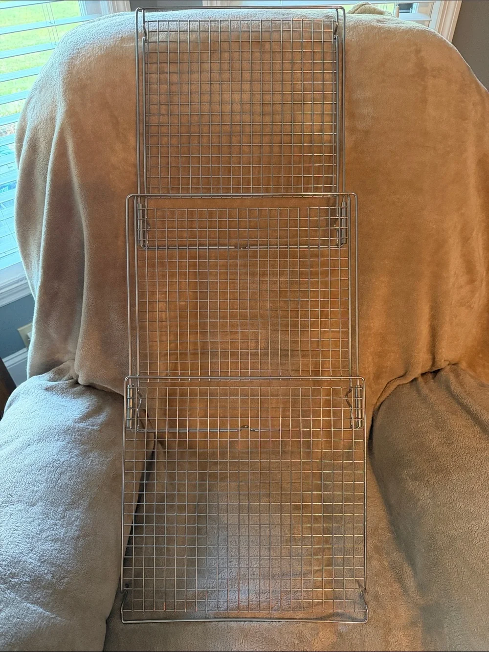 Extendable Chrome Wire Cooling Rack